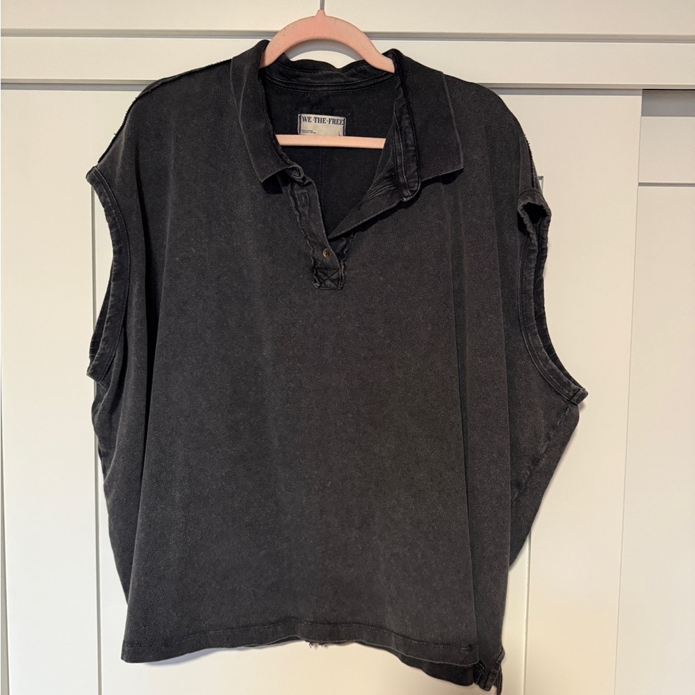 We The Free Collared Polo
Faded black/charcoal
Size Large